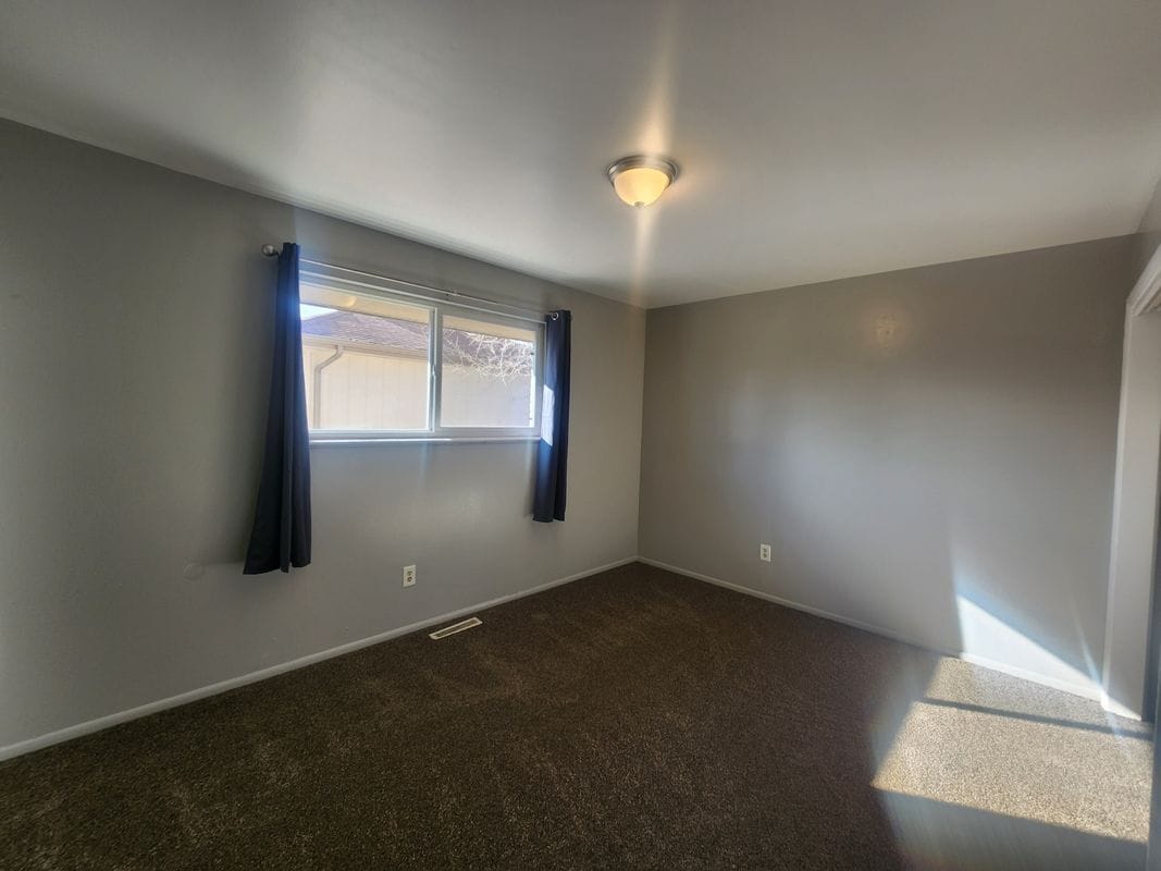 Building Photo - 91 Lansing St