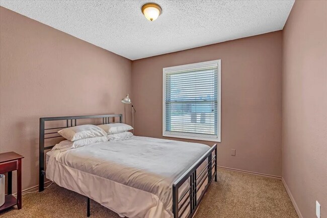 Building Photo - Comfortable Living in Frenship ISD