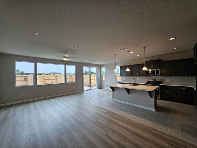 Building Photo - BRAND NEW BUILT HOME!!! 3 BEDROOM 2 BATH
