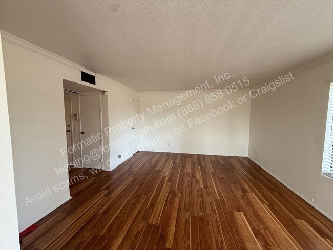 Building Photo - 10151 Arrow Route