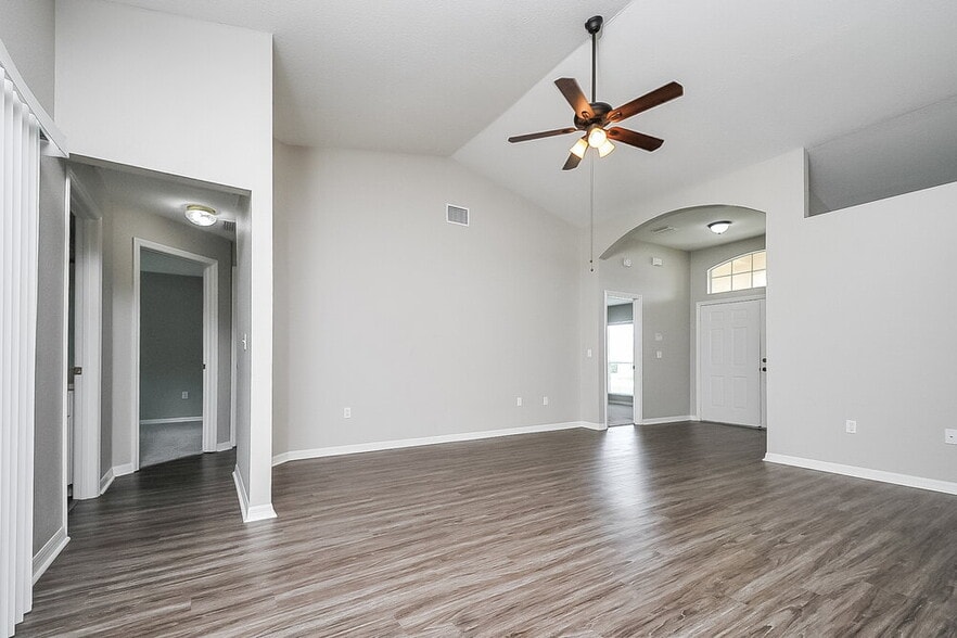 Building Photo - 4668 Great Blue Heron Dr