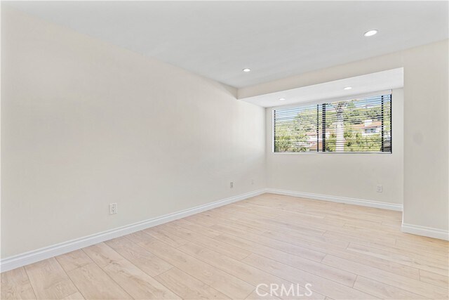 Building Photo - 30127 Vía Borica