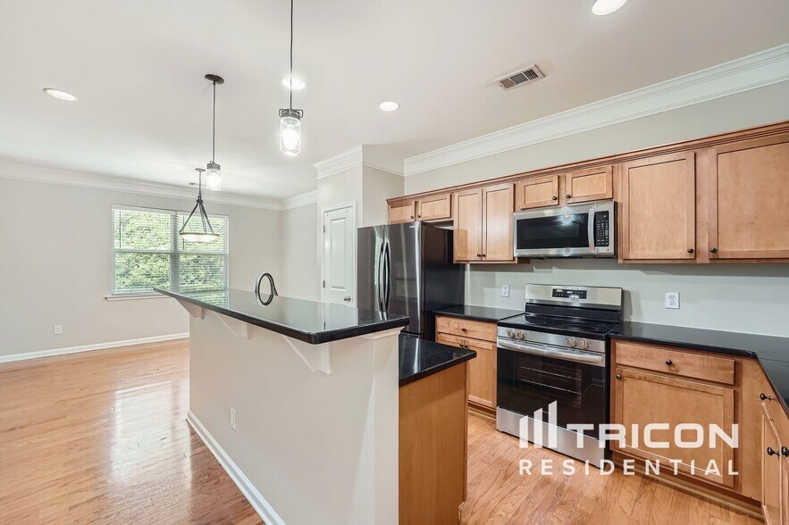 Building Photo - 209 Shaw Dr