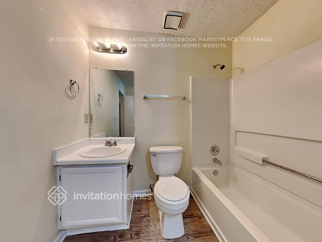 Building Photo - 2795 Wildflower Ln SW