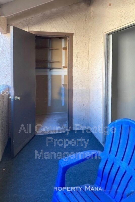 Building Photo - 4554 E Paradise Village Pkwy N