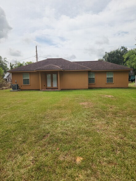 Building Photo - 3036 Corley St