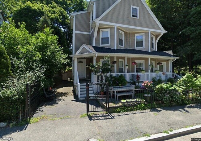 Primary Photo - 54 S Fairview St