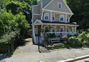 Building Photo - 54 S Fairview St