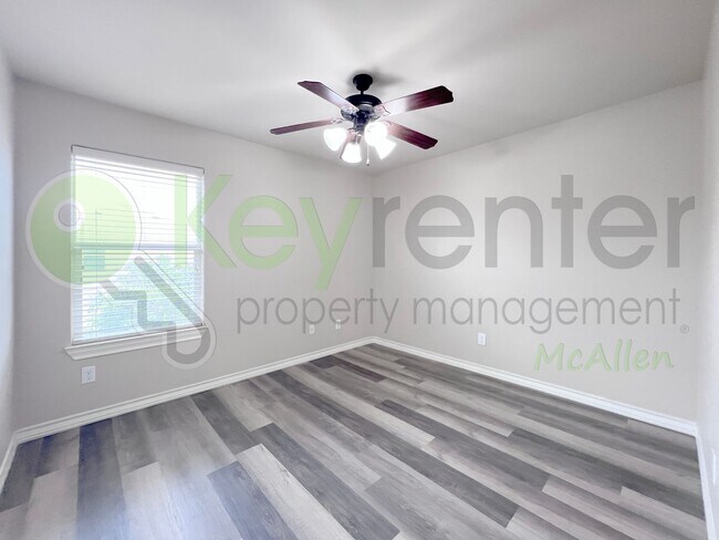 Building Photo - Beautidul 3bed/2.5 bath House in Edinburg. Don't Miss Out!