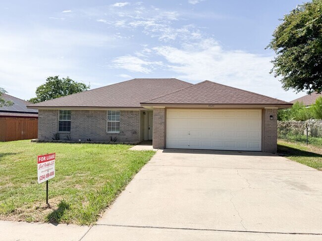 Primary Photo - Available 7/21/2025 Beautiful 1 story, 4 b...