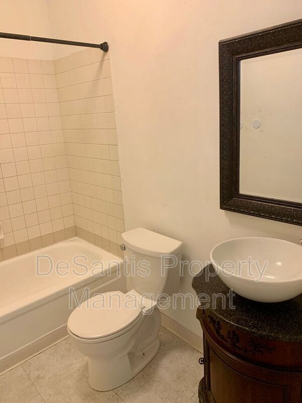 Building Photo - 3508 4th Ave