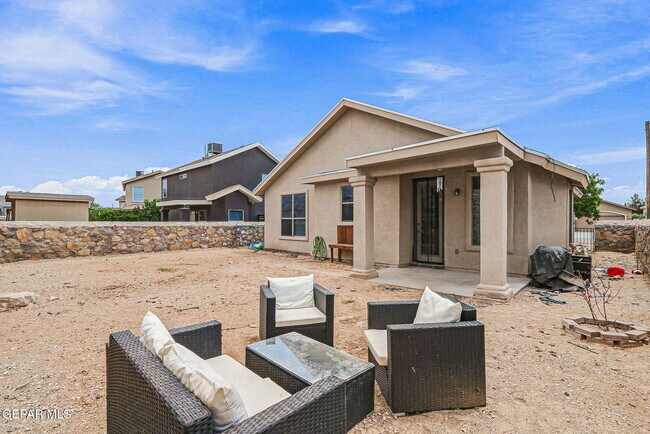 Building Photo - 4769 Joseph Rodriguez Dr