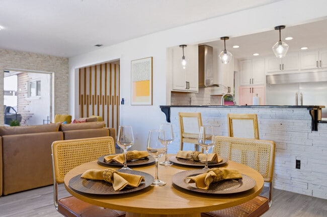 Building Photo - 12299 91st Ave N