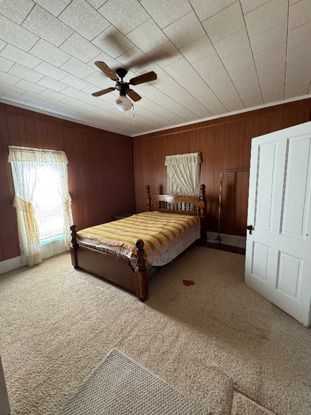 Building Photo - 2026 S Hooker St