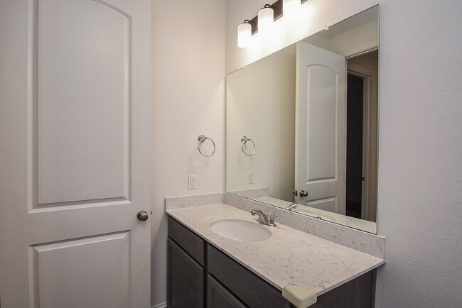 Building Photo - 9406 Water Breeze Ct