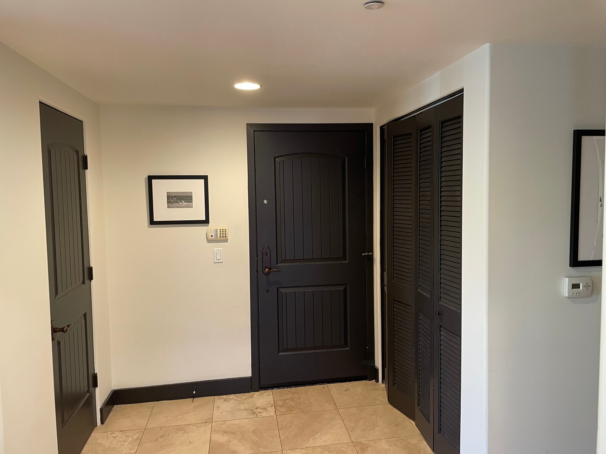 Building Photo - 1215 Armacost Ave