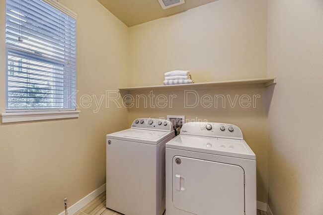 Building Photo - 12886 E Wesley Pl