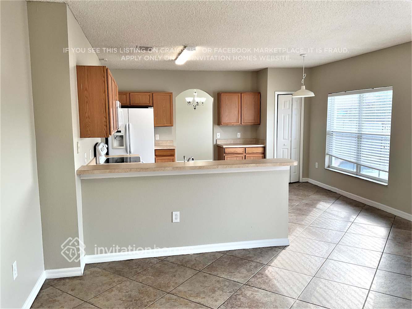 Building Photo - 490 Danube Dr