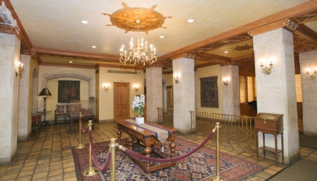 Building Photo - 5 Tudor City Pl
