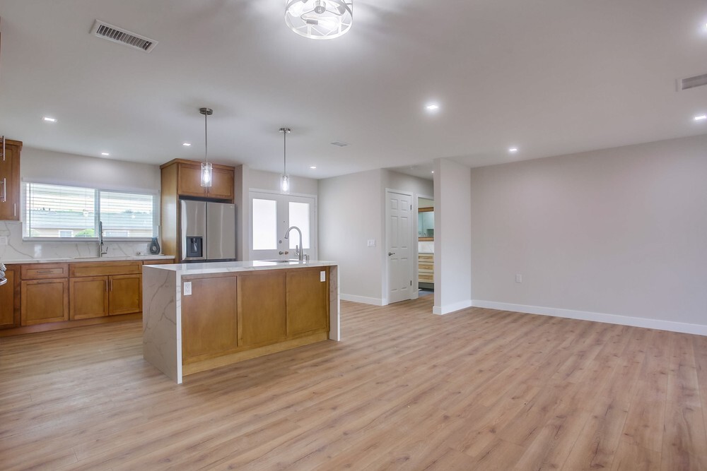 Building Photo - 16720 Callado Ct