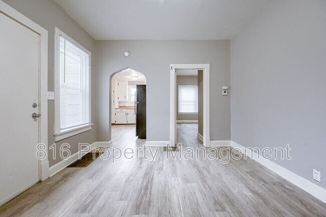 Building Photo - 5701 Anderson Ave