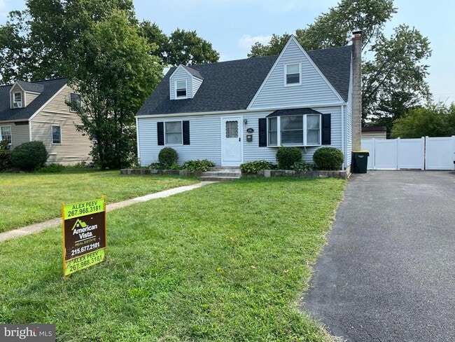 Building Photo - 404 Abbott Rd