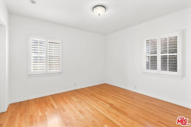 Building Photo - 3707 Edenhurst Ave