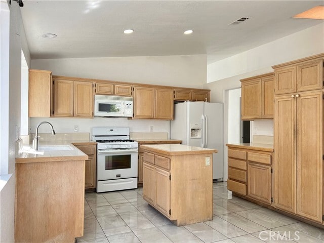Building Photo - 2638 Cypress St