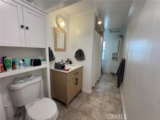 Building Photo - 800 Skyland Dr