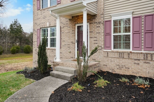 Building Photo - 2040 Towering Oaks Drive