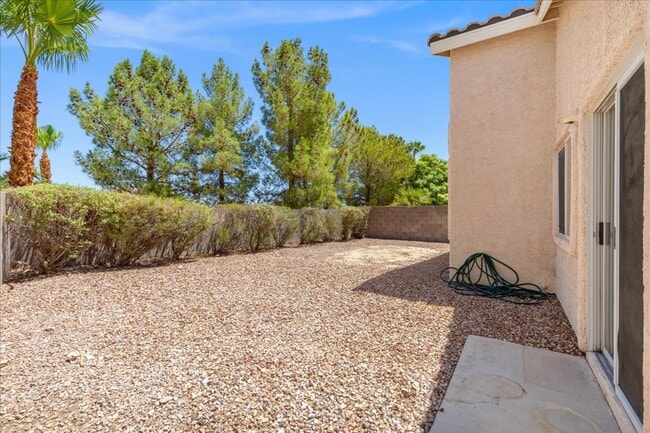 Building Photo - Summerlin North Amazing 3 Bedroom Home wit...
