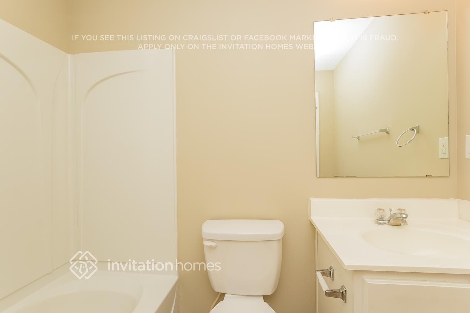 Building Photo - 2650 Mayfair Dr