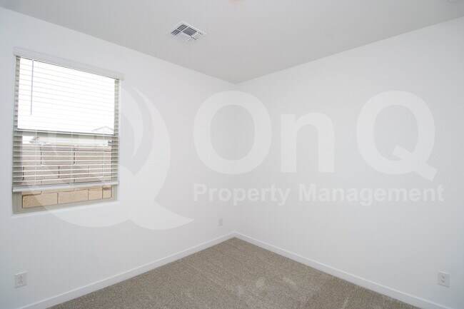 Building Photo - 2064 W Sienna Bouquet Pl