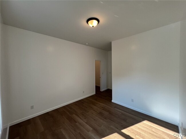 Building Photo - 312 E Broadway