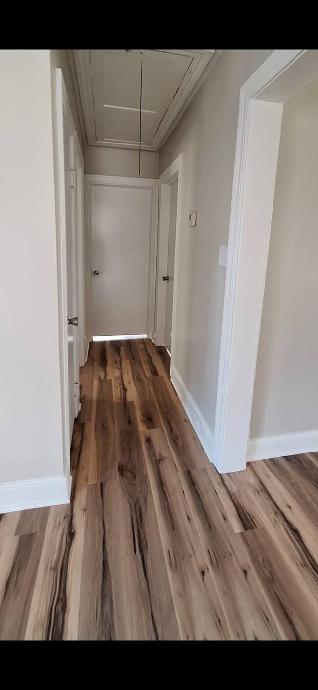 Building Photo - 20405 Williams St