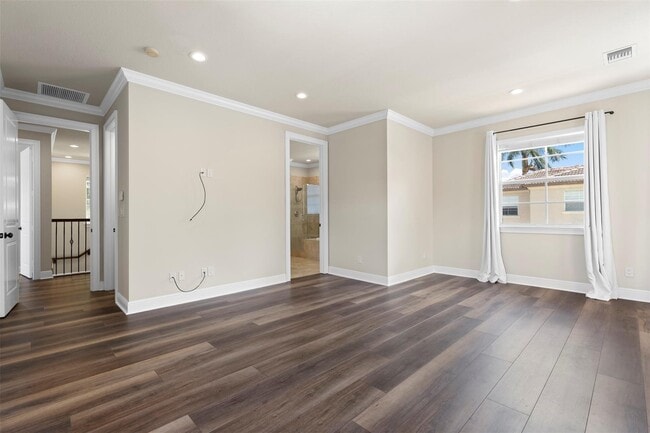 Building Photo - 105 Via Floresta Dr
