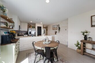 Building Photo - "NO RENT UNTIL SEP 1! Charming 4-Bedroom Oasis with 2 Full Baths in Converse - 1500 Sq Ft of Comf...