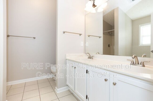Building Photo - 3107 Waterford Ct