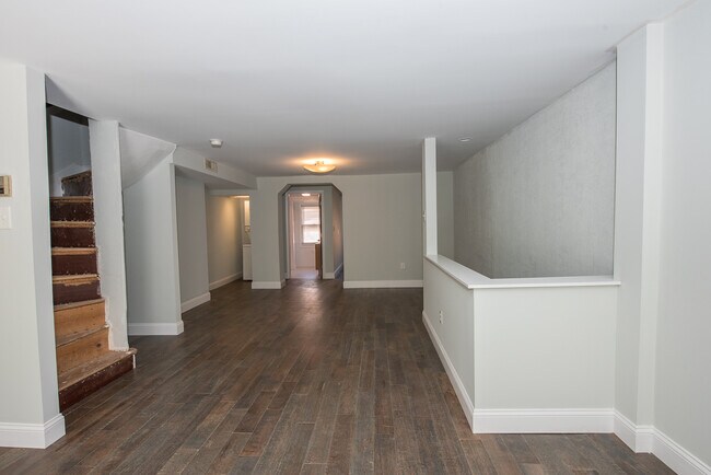 Building Photo - 2057 South St