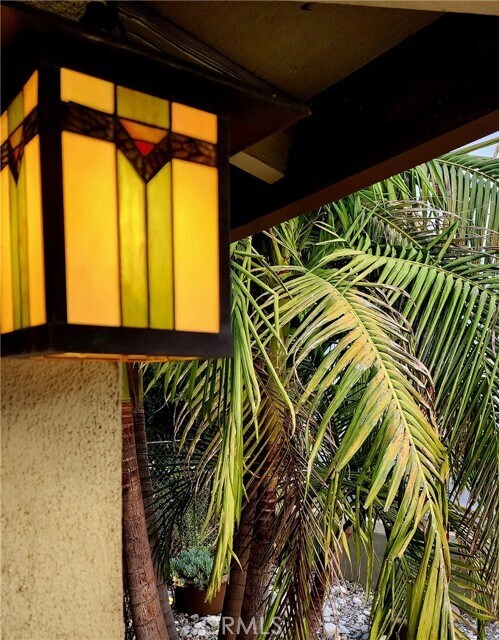 Building Photo - 14445 Palmrose St