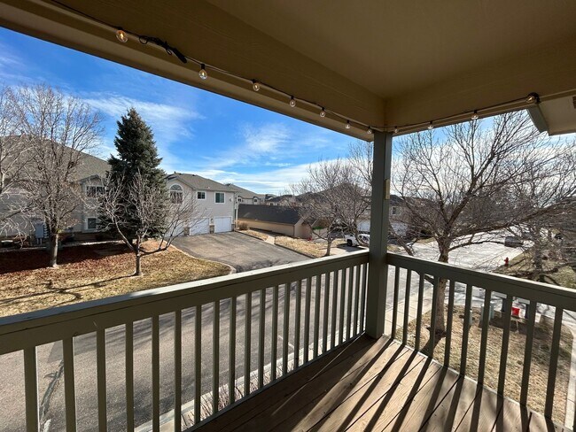 Building Photo - Low-Maintenance Luxury with Community Perks