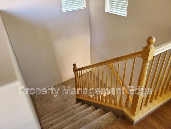 Building Photo - 41283 Ashton Cir