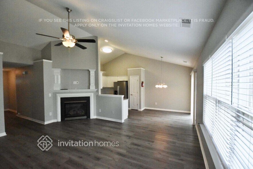 Building Photo - 2052 Cliffvale Ct