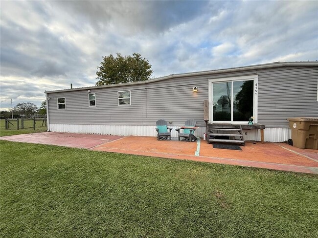 Primary Photo - 4153 Fanny Bass Rd