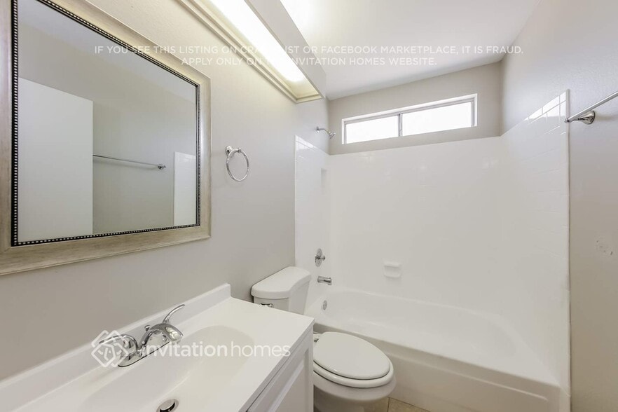 Building Photo - 4601 W Morrow Dr