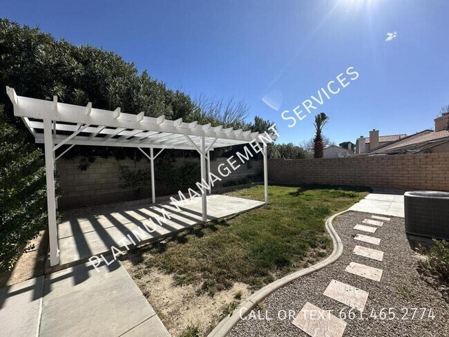 Building Photo - 45712 St Andrews St