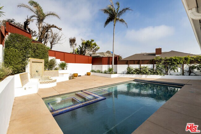 Building Photo - 3818 Seahorn Dr