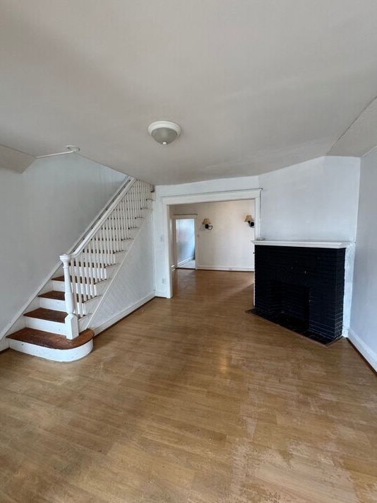 Building Photo - 1939 Plymouth St