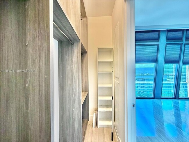 Building Photo - 1451 Brickell Ave