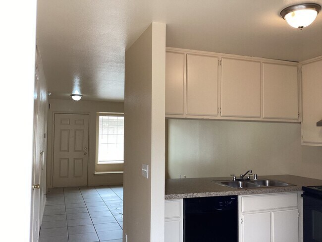 Building Photo - Remodeled!